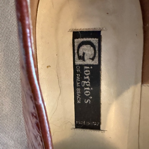 Giorgio’s of Palm Beach, Doctor bag and backpack and shoes. - Picture 15 of 16